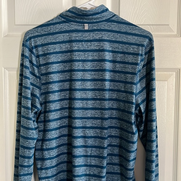 Nike Pullover - Picture 8 of 11